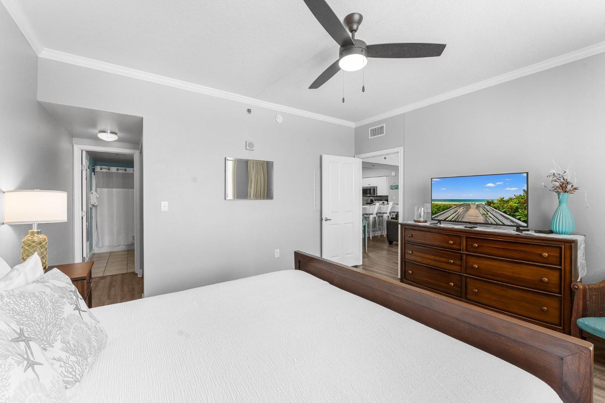 Shores Of Panama Chic 2-bd Beachfront Condo! By Dolce Getaways! Apartment